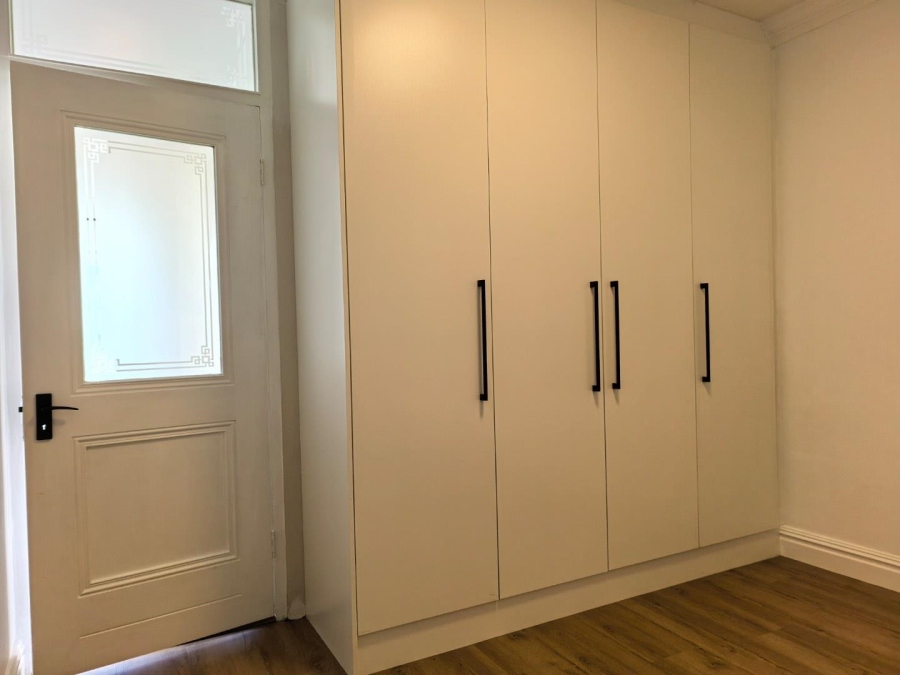 To Let 2 Bedroom Property for Rent in Oranjezicht Western Cape